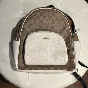 COACH authentic Charlie backpack medium creme leather Christmas gift - NWT